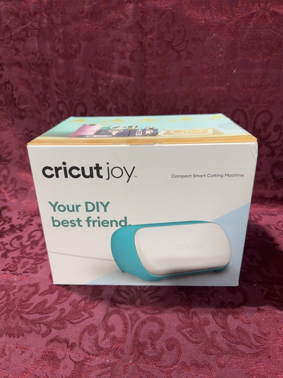 Cricut Joy Compact Smart Cutting Machine for DIY Projects