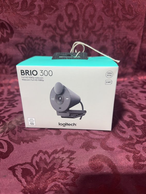 Logitech BRIO 300 Full HD 1080p Webcam with Privacy Shutter, New in Box
