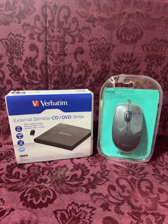 Verbatim External Slimline CD/DVD Writer With USB-C Adapter and Logitech M100 Mouse