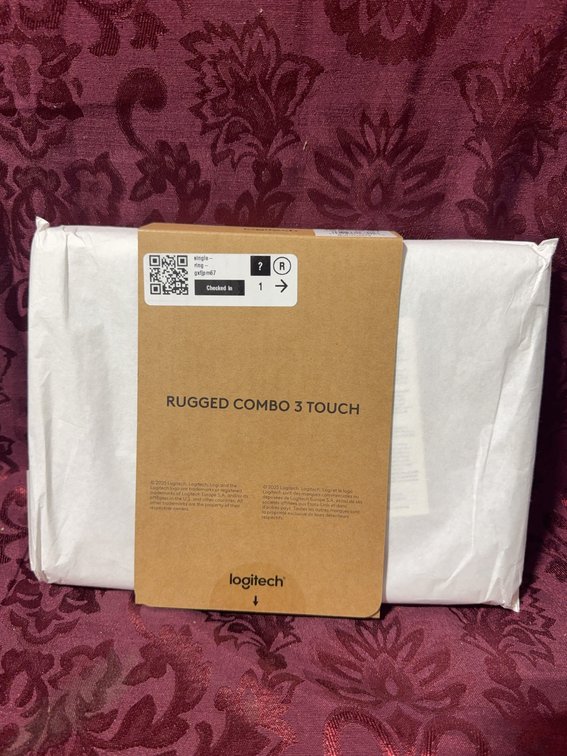 Logitech Rugged Combo 3 Touch Keyboard Case for iPad, Sealed Package