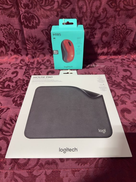 Logitech M185 Wireless Mouse and Studio Series Mouse Pad Set