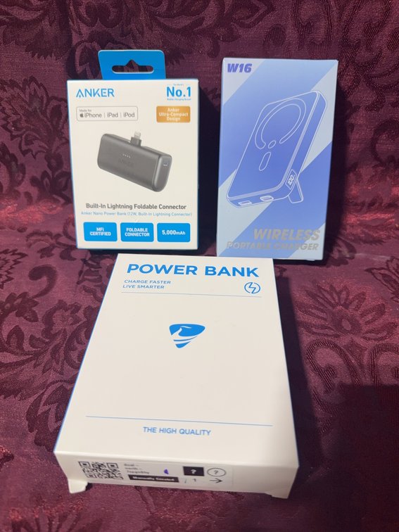 3 Power Banks: Anker Lightning, W16 Wireless, Magnetic Power Bank Assorted Lot