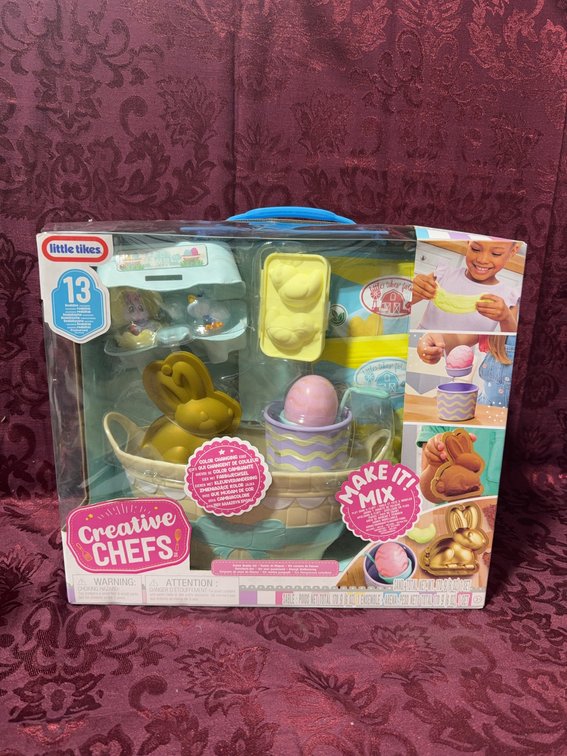 Little Tikes Creative Chefs Make It Mix Easter Egg Kit With 13 Pieces, Sealed