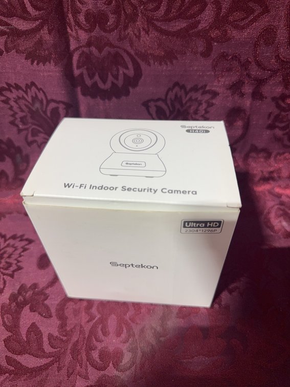 Septekon Wi-Fi Indoor Security Camera Ultra HD 2304x1296 with Accessories