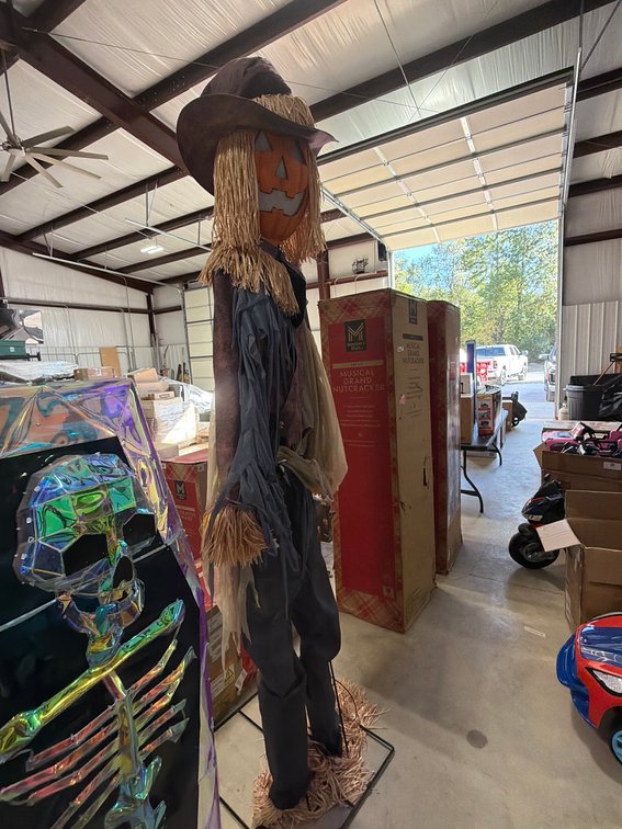 Fall Light-Up Animatronic Scarecrow Figure Approx 8 1/2 Ft Tall With Spooky Sounds