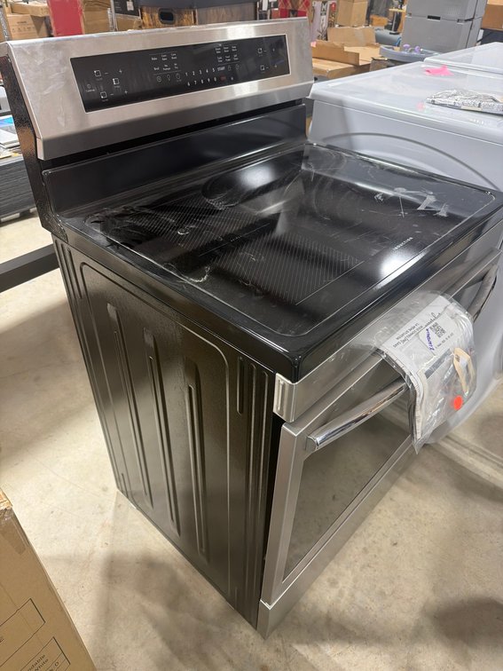 Frigidaire Black Stainless Steel Induction Range With Touch Controls And Convection Oven