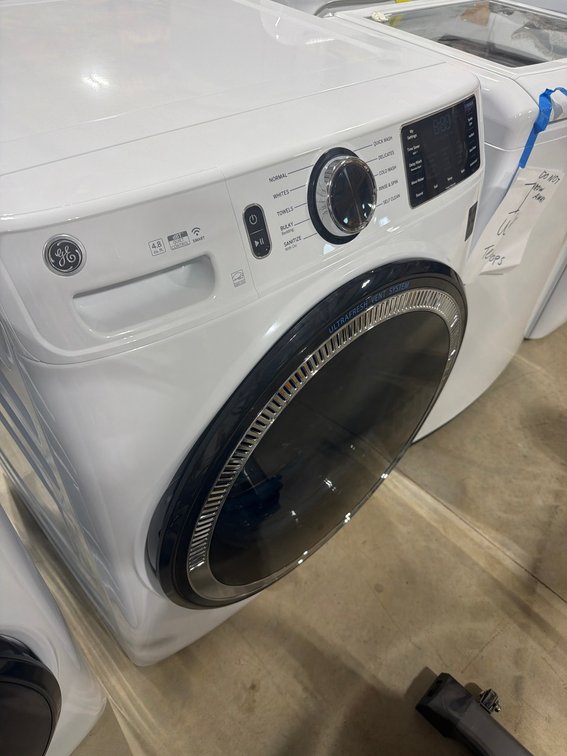 New GE Front Load Washer 4.8 Cu Ft Microban UltraFresh Vent Digital Controls White