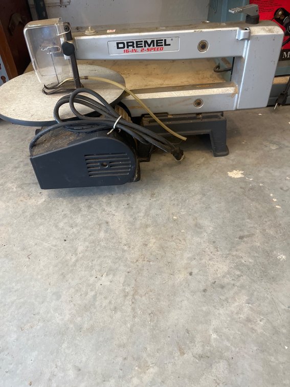 Dremel 16-Inch 2-Speed Scroll Saw Model 1672