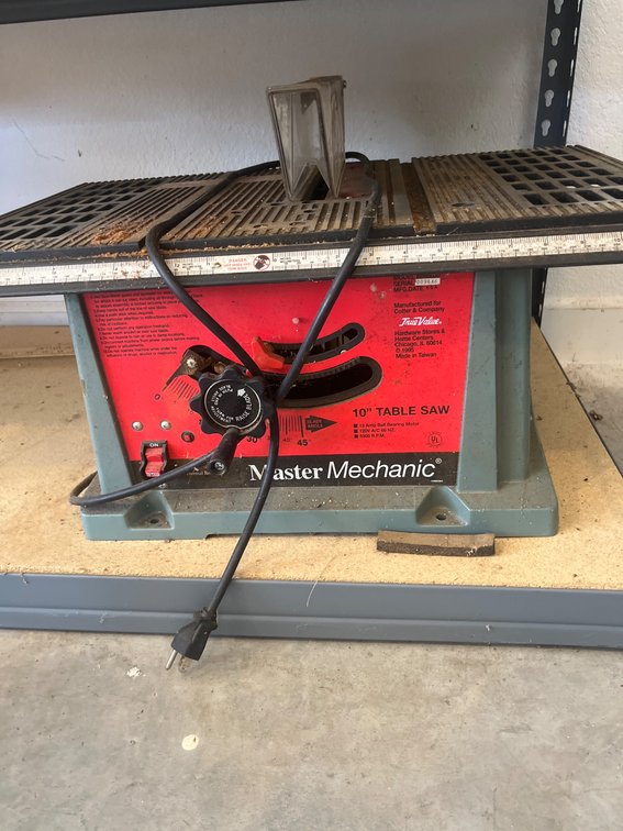 Master Mechanic 10-Inch Table Saw with Adjustable Settings