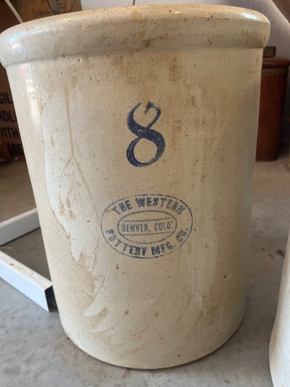 Western Pottery Co. 8-Gallon Stoneware Crock