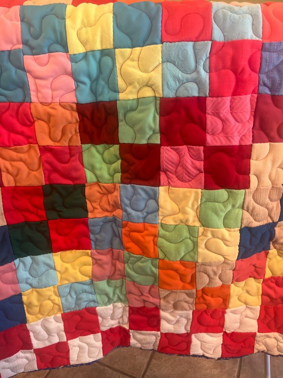 Twin Patchwork Quilt in Very Good Condition