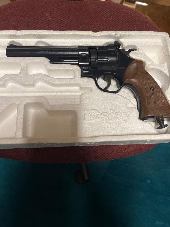 Daisy Power Line 44 .177 Caliber CO2 Pellet Revolver in Original Packaging