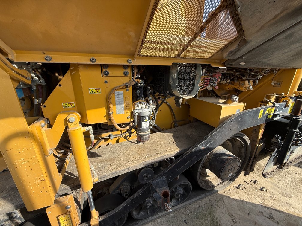 Image for 2014 Caterpillar AP-1055E