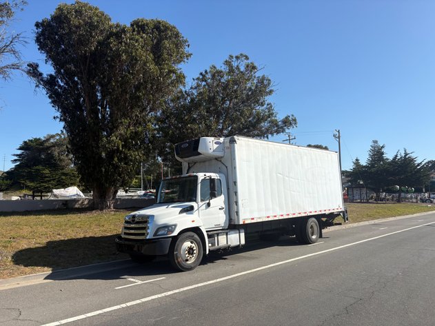 Image for 2015 Hino 268 S/A Refer Truck