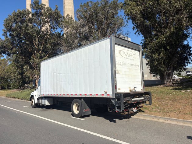 Image for 2015 Hino 268 S/A Refer Truck