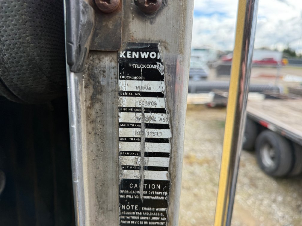 Image for 1979 Kenworth W900A T/A Cab and Chassis