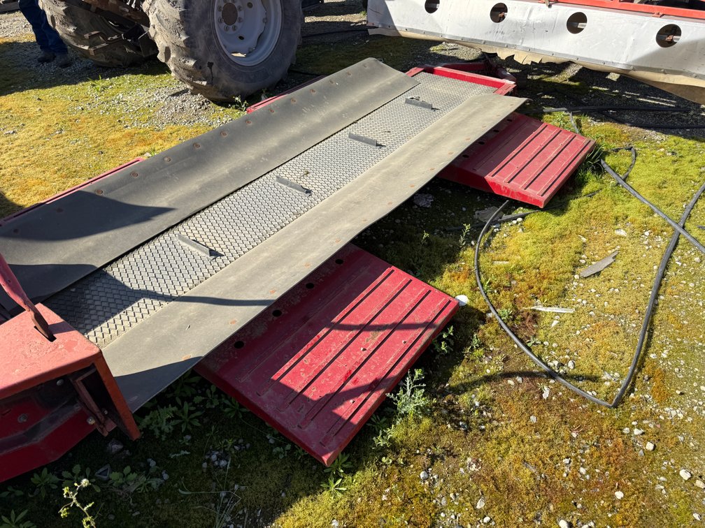Image for Thomas Manufacturing Stockpile Elevator