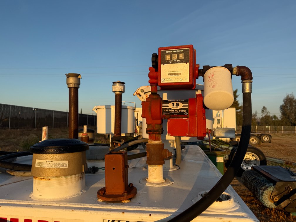 Image for 1000 Gallon Tiger Diesel Tank