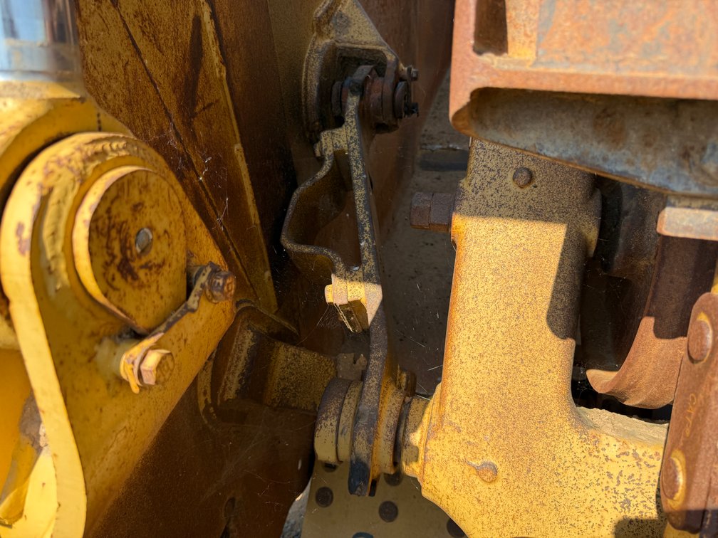 Image for Caterpillar 615C Elevating Motor Scraper