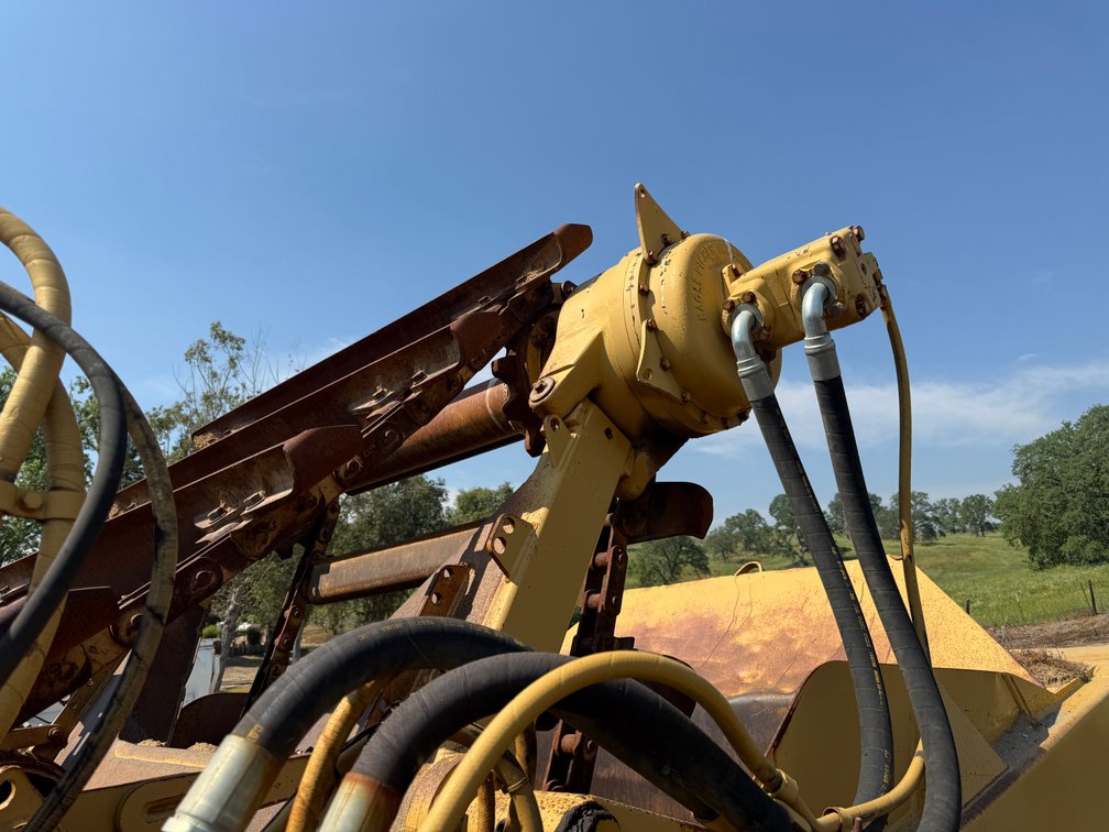 Image for Caterpillar 615C Elevating Motor Scraper