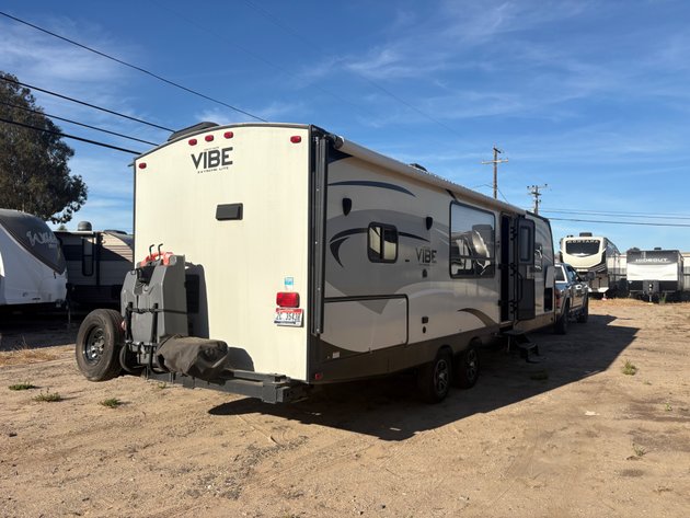 Image for 2015 Forest River Vibe 268RKS Extreme Lite Travel Trailer, $15,000