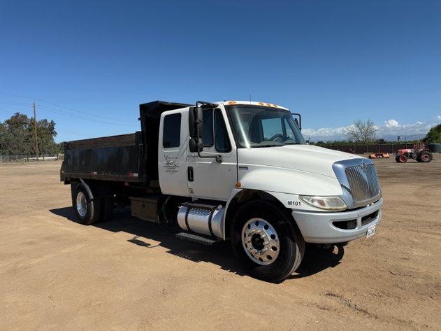 Image for 2012 International 4300 S/A Dump Truck