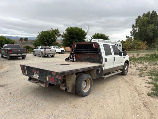 Image for 2006 Ford F350 Lariat