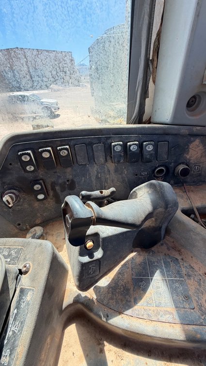 Image for 2012 Caterpillar D8T