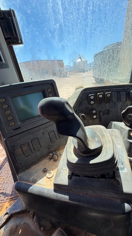 Image for 2012 Caterpillar D8T