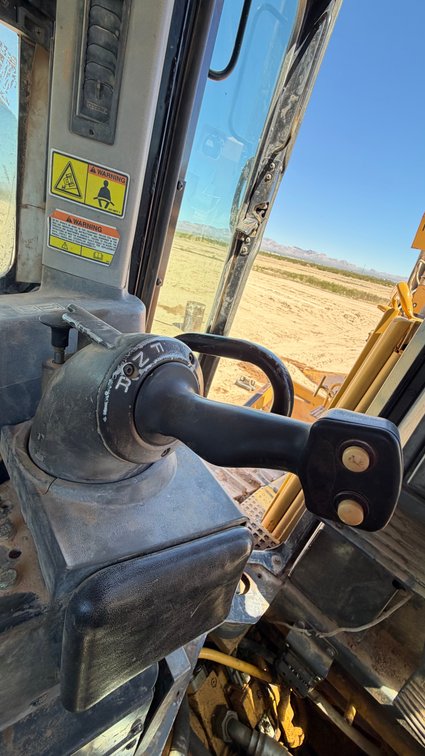 Image for 2012 Caterpillar D8T