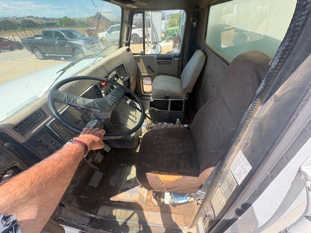 Image for 1992 International F8200