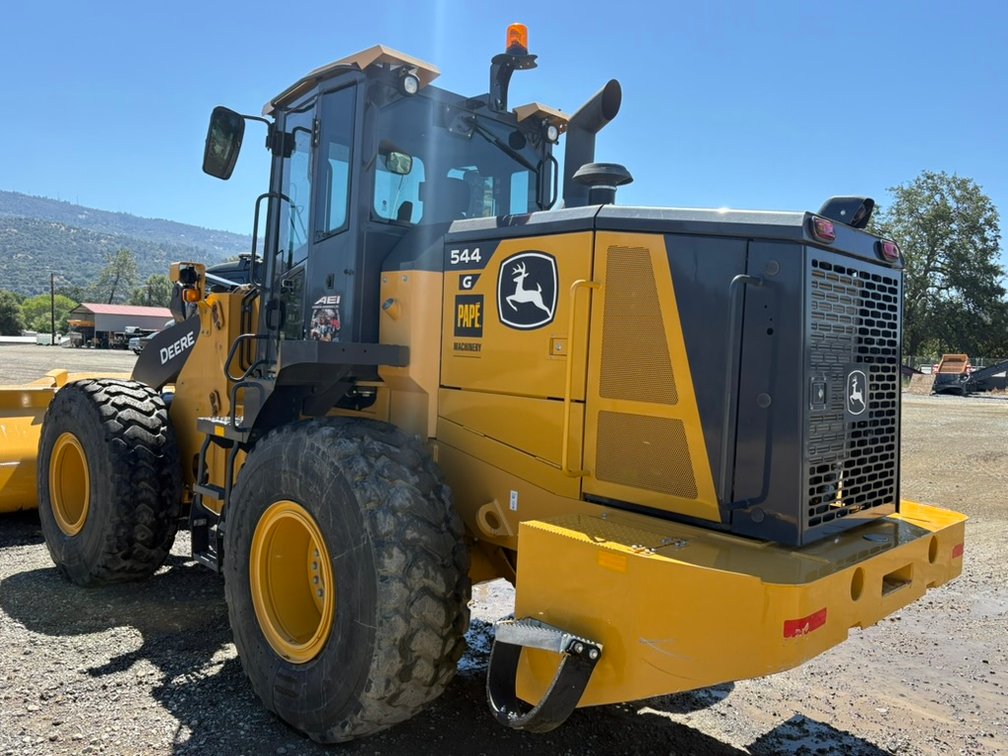 Image for 2023 John Deere 544G Wheel Loader