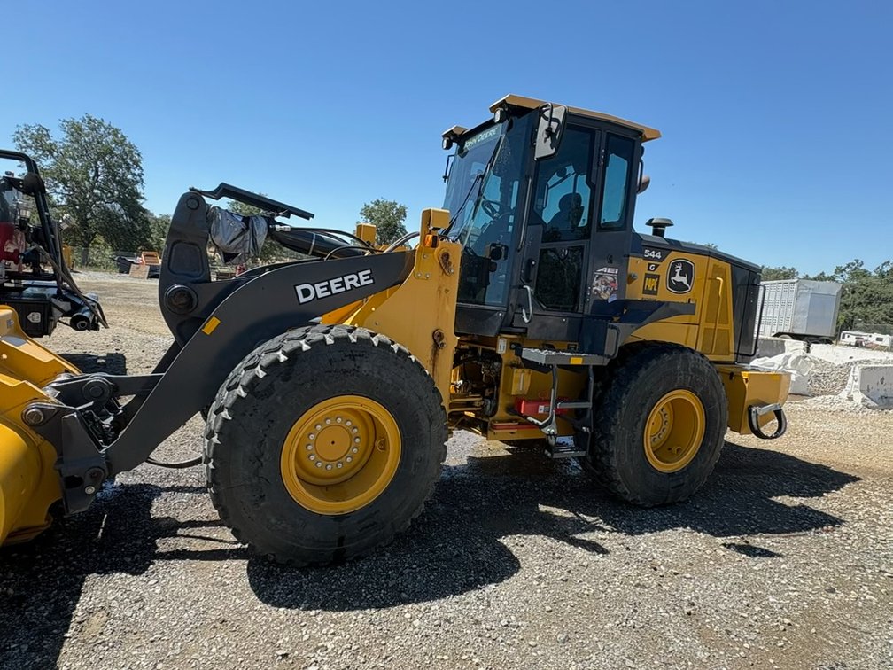 Image for 2023 John Deere 544G Wheel Loader