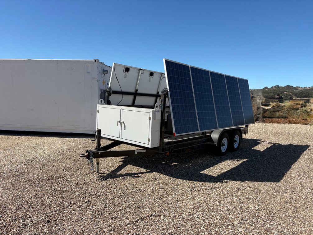 2014 Sunny Island Solar on Carson Trailer