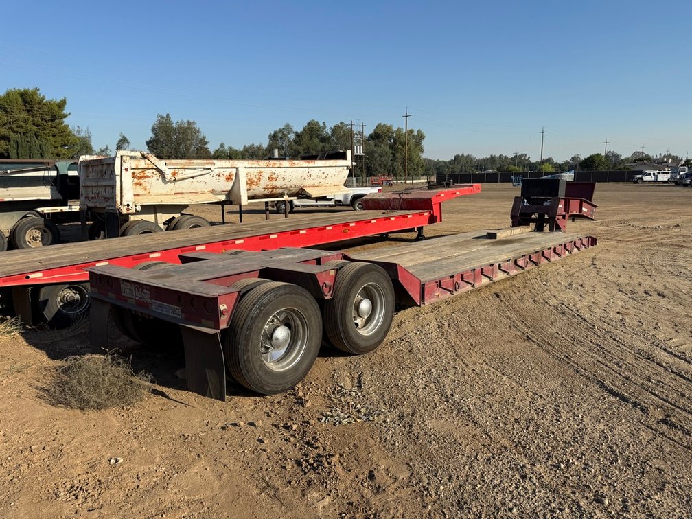Image for 2000 Wizco Challanger RG-35 Lowboy