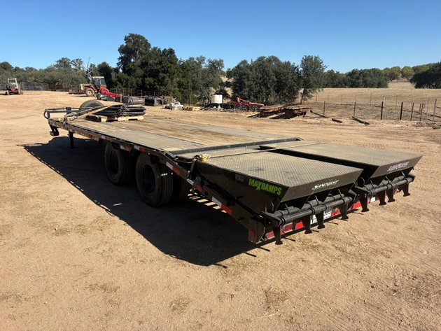 Image for 2021 Load Trail Trailer