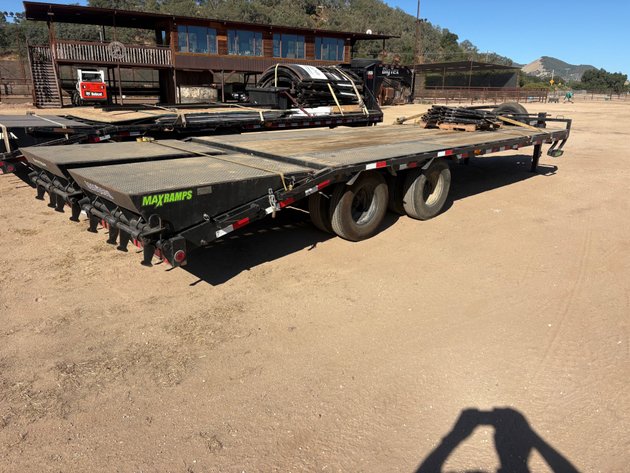 Image for 2021 Load Trail Trailer