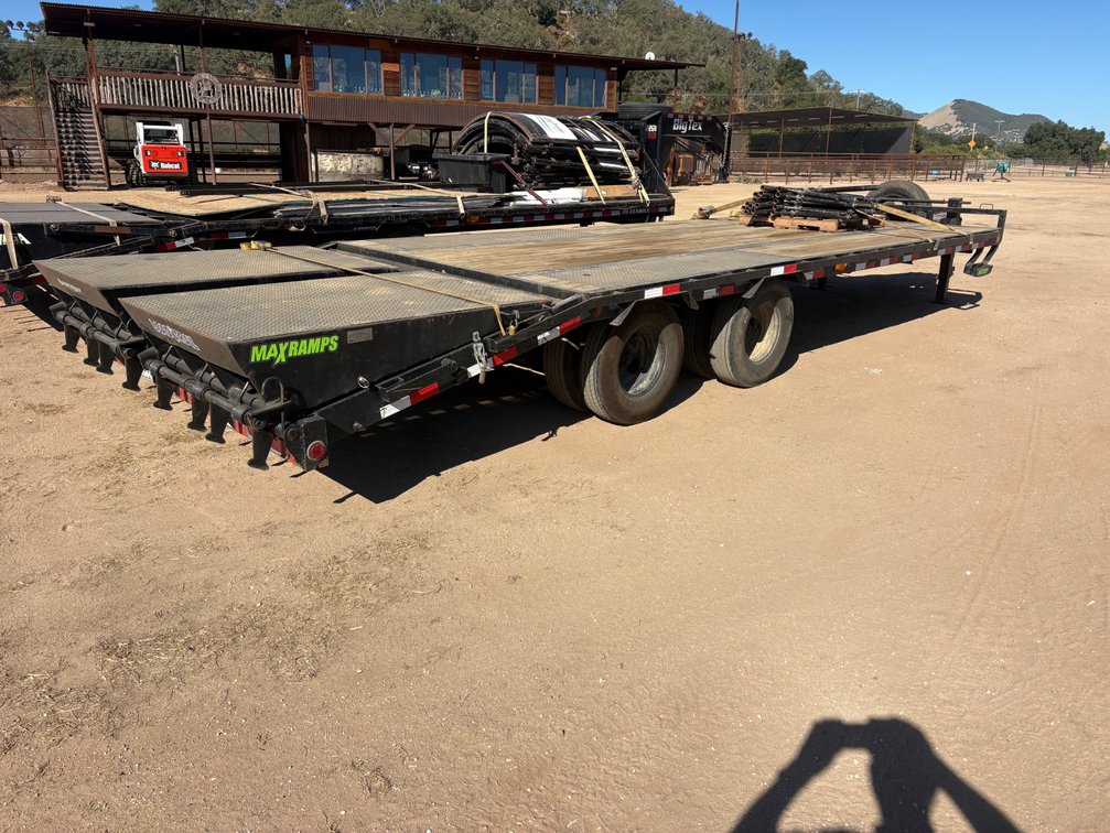 Image for 2021 Load Trail Trailer