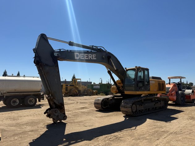 Image for 2012 John Deere 350D-LC