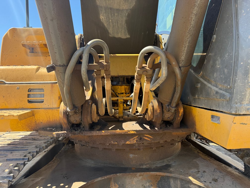Image for 2012 John Deere 350D-LC