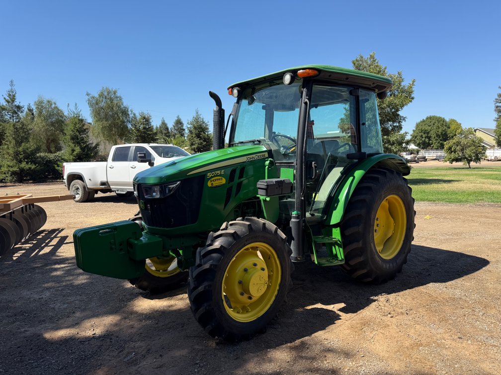 2018 John Deere 5075E 4WD Tractor