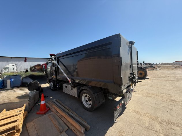 Image for 2021 Isuzu S/A Roll Off Truck
