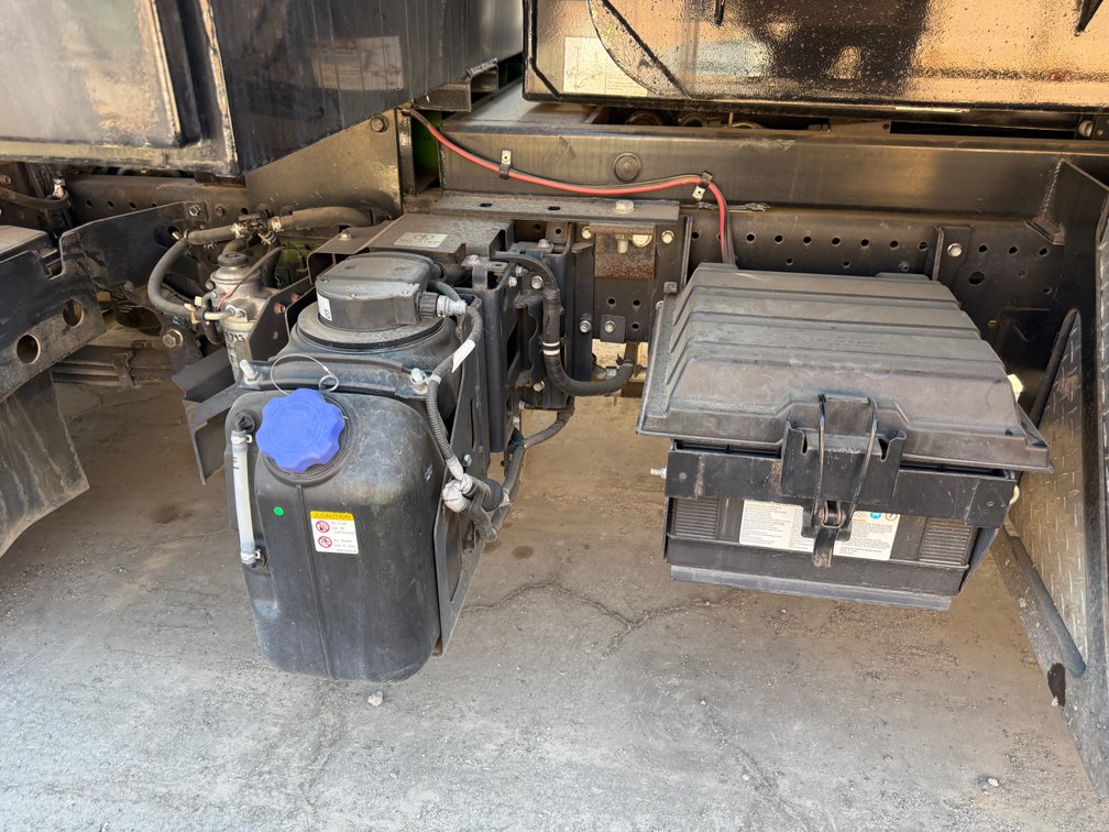 Image for 2021 Isuzu S/A Roll Off Truck