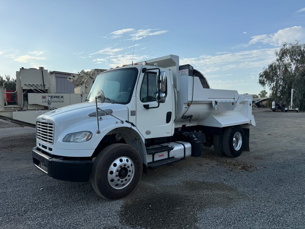2014 Freightliner M2 106 S/A Dump Truck