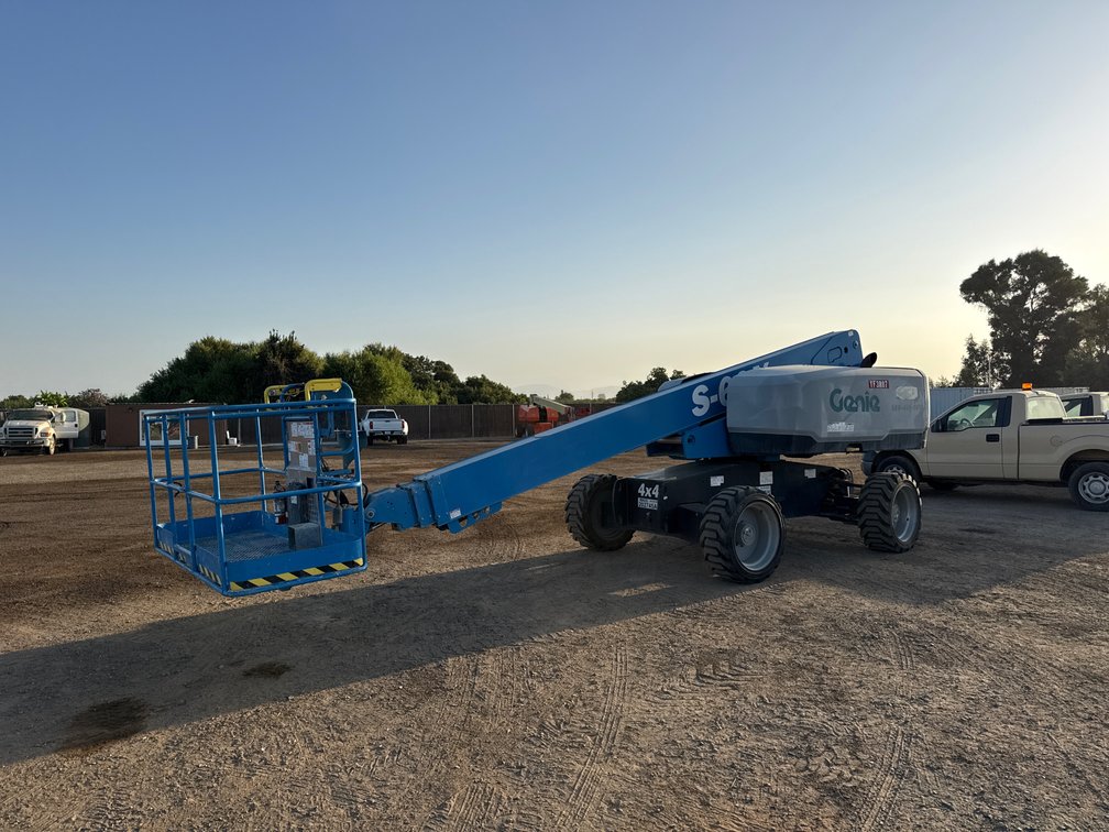 2018 Genie S60X Boom Lift
