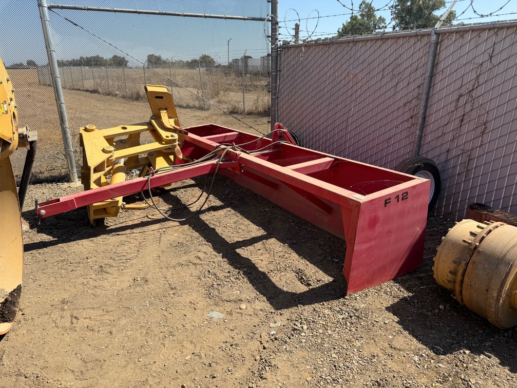 Industrias America F12 12’ Box Blade