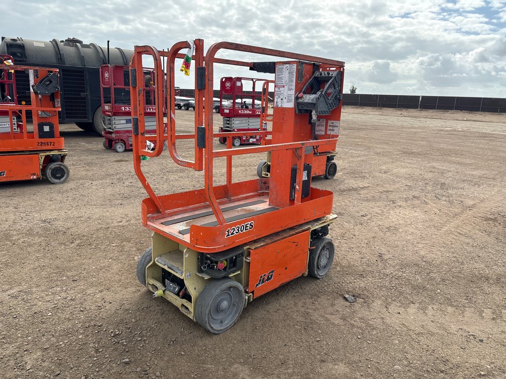 2019 JLG 1230ES Scissor Lift