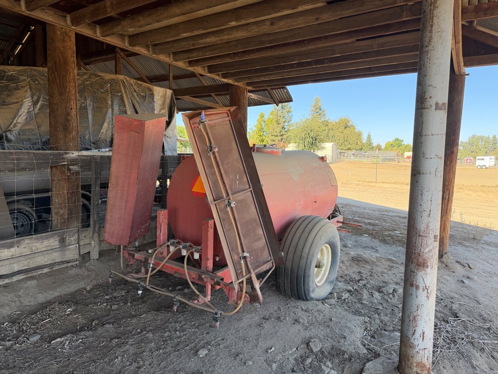 300 Gallon Donex Pull Sprayer