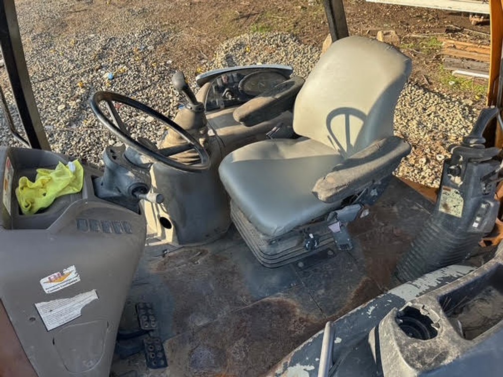 Image for 2012 Case 580N