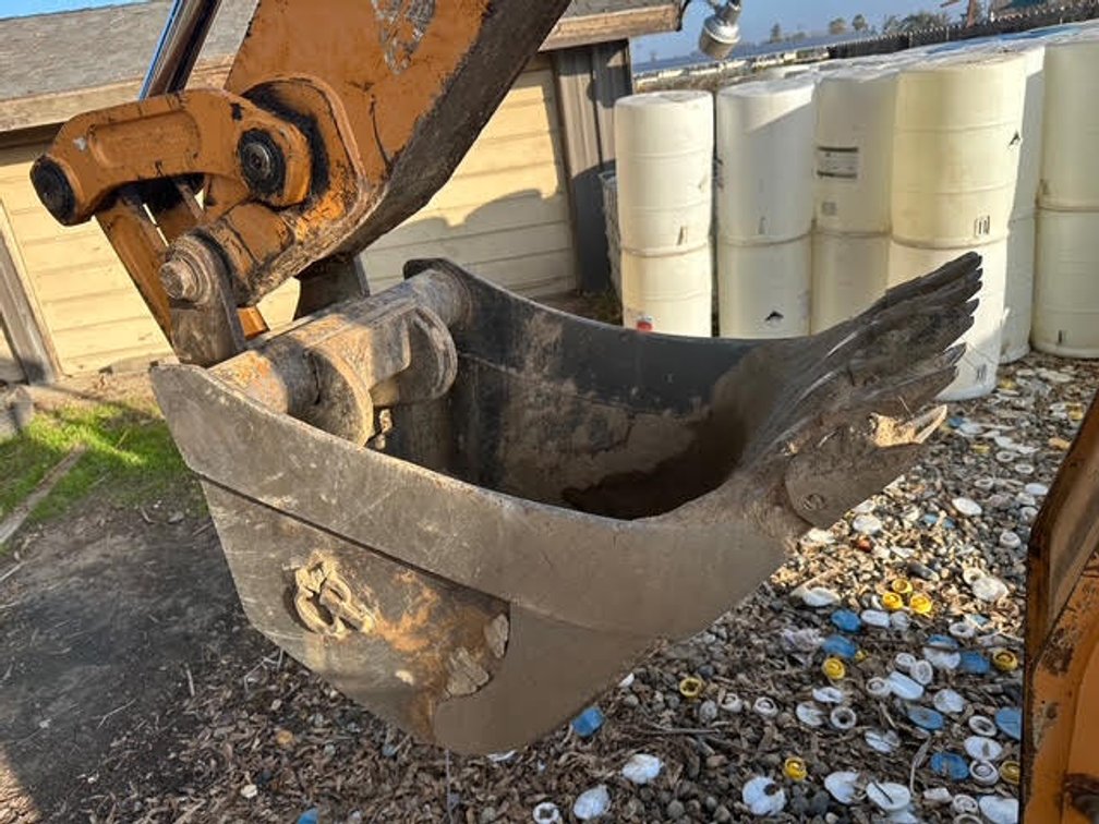 Image for 2012 Case 580N